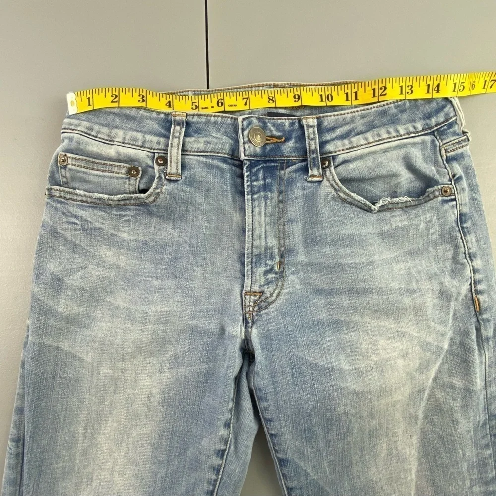 AEO straight slim extreme flex light wash blue jeans men's sz 29W x 32L